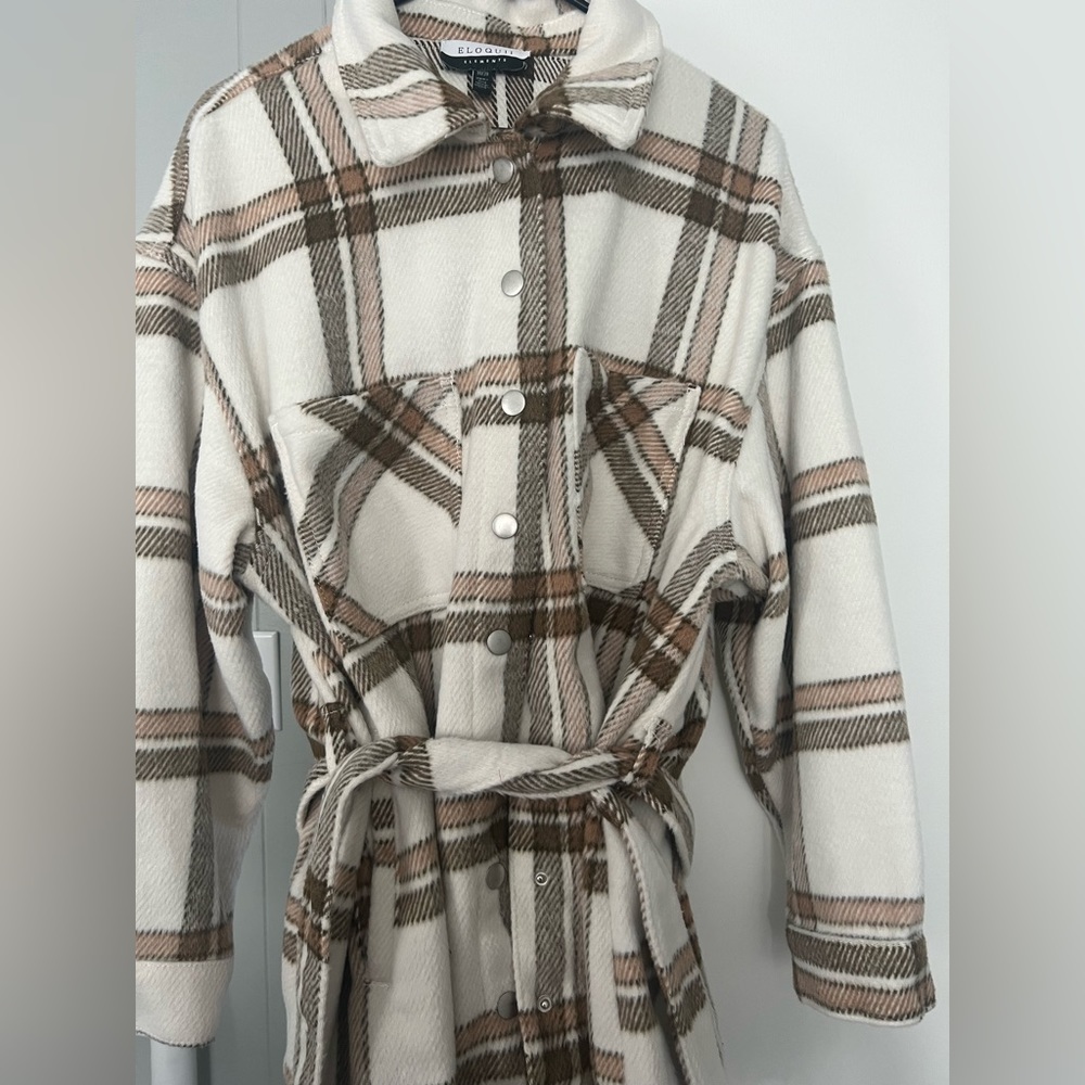 Eloquii Shackett. Plaid size 18/20.